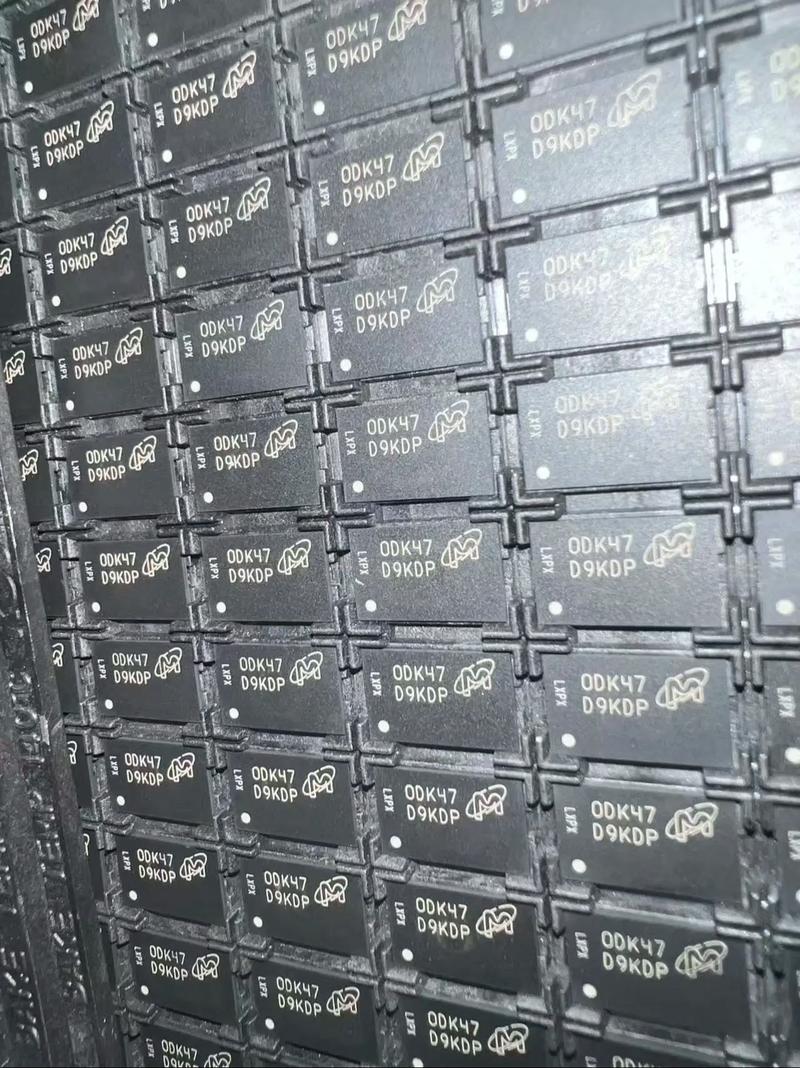 秋杰半導體 專業回收倉庫積壓，承接工廠配單配版，助力電子元器件高效流通